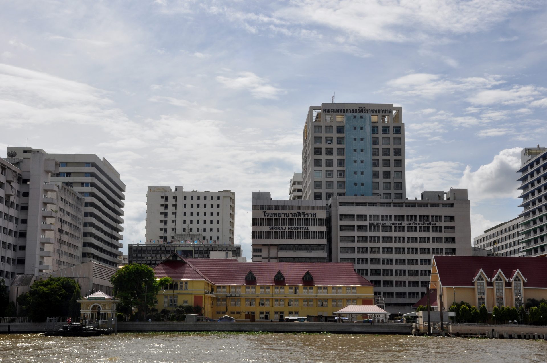 Siriraj%20Hospital%2C%20Bangkok%20by%20Riina%20Severini.jpg